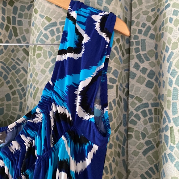 Muse Sleeveless Dress 14 - Picture 3 of 6